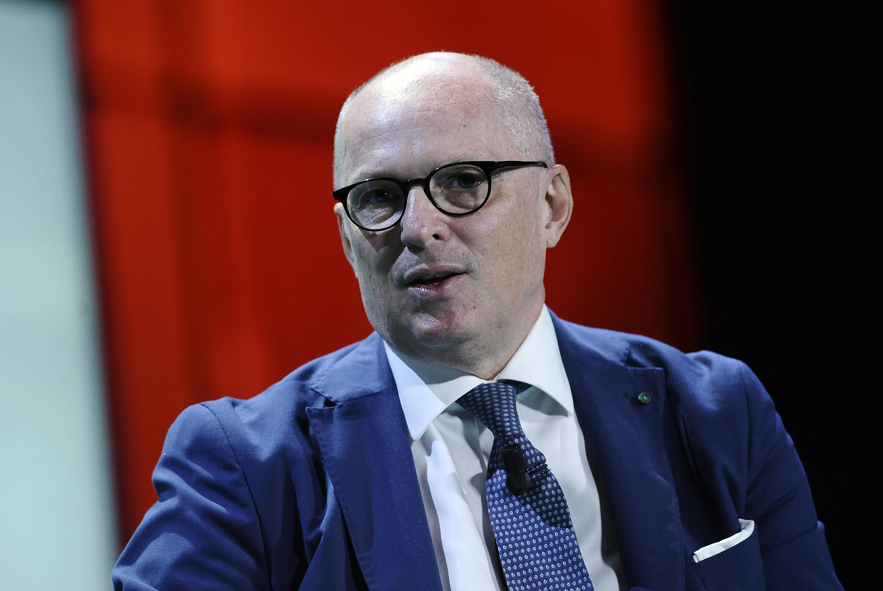 Covid, Ricciardi: “Senza mascherine rischio ondata in estate”