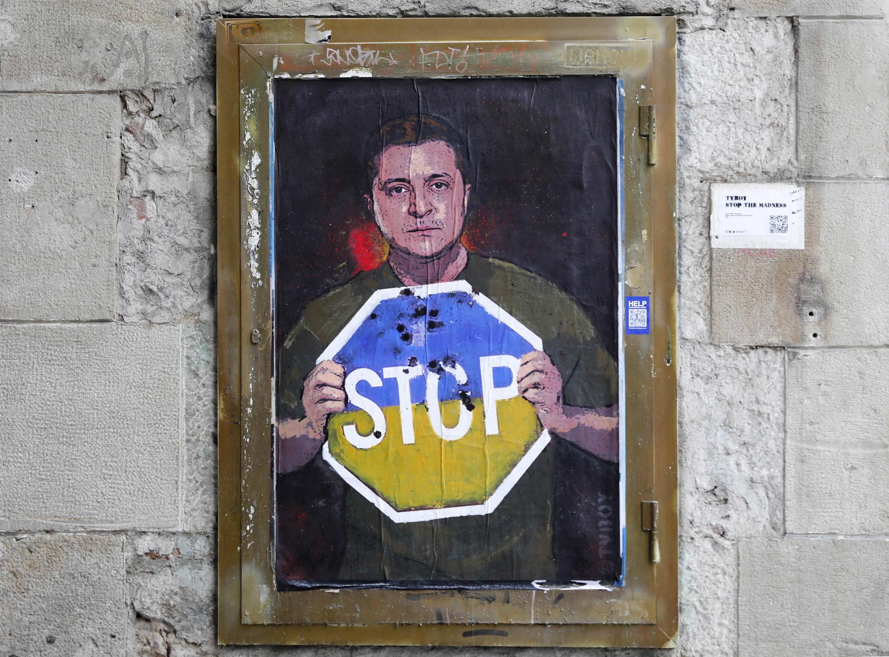 Il video del presidente ucraino e la narrazione-spettacolo