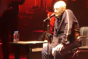 Phil Collins e l’addio ai concerti: “Sto male”