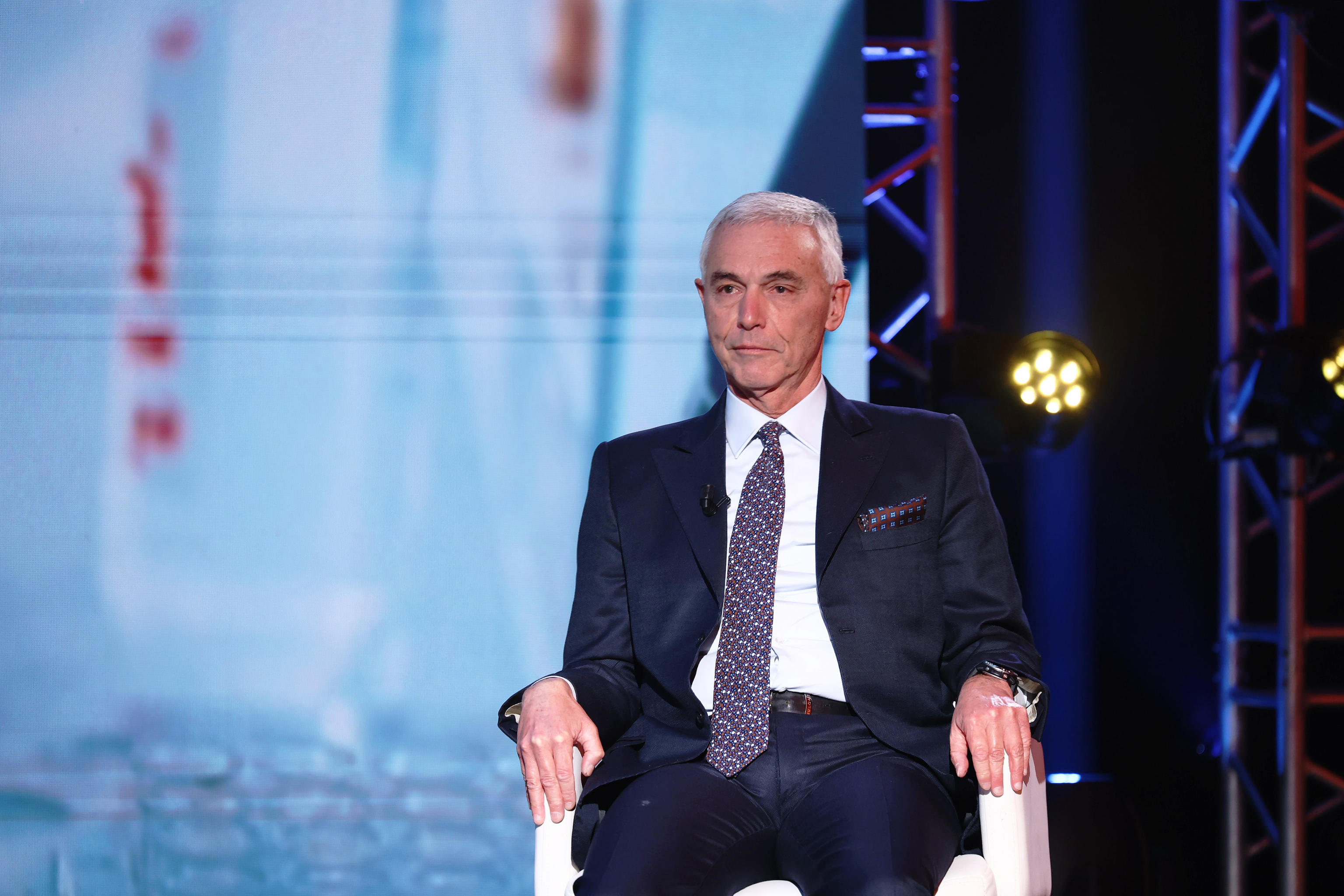 Covid, Palù: “Manca ancora verità sull’origine del virus”