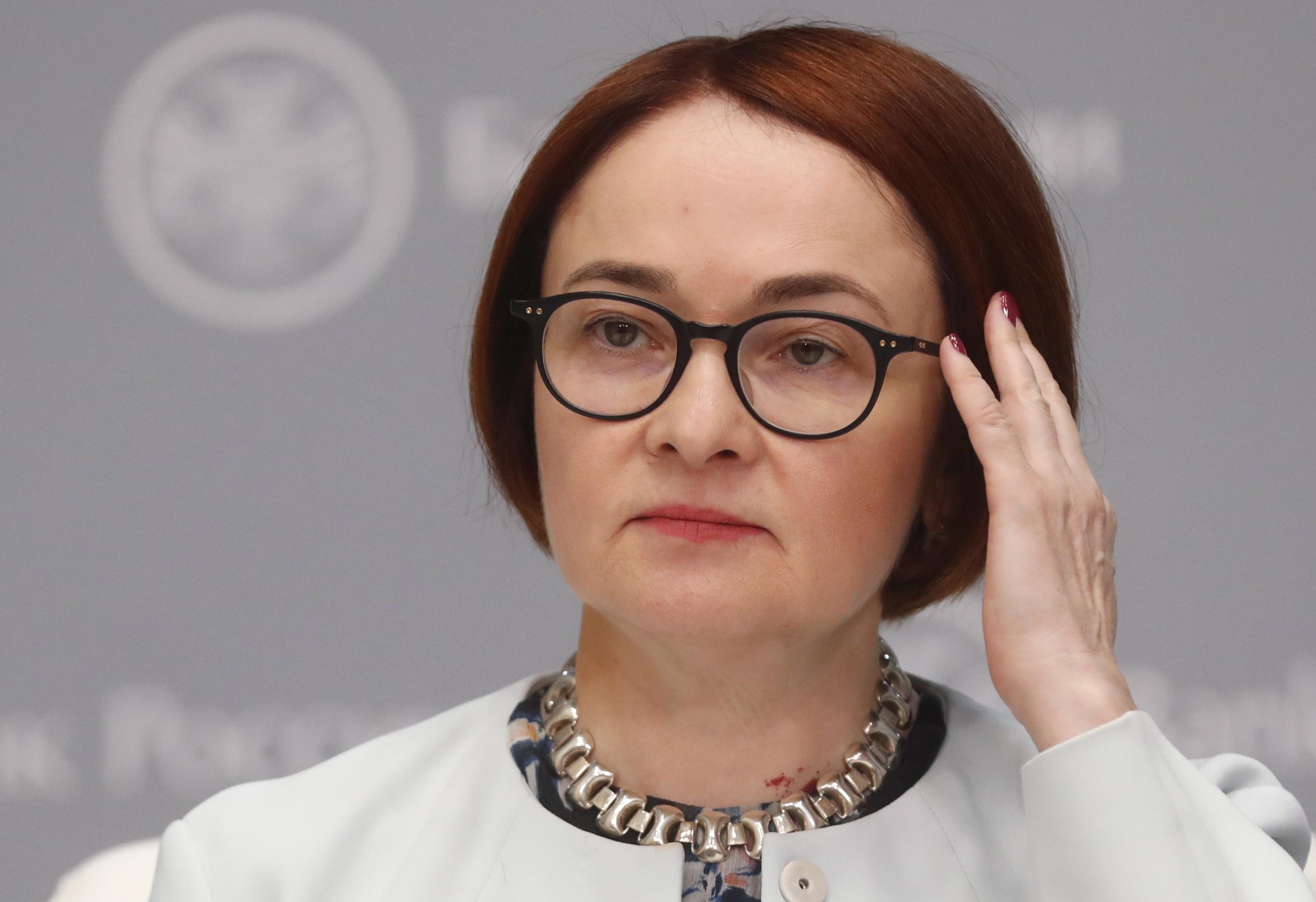 Nabiullina: le sanzioni stanno colpendo l’economia russa