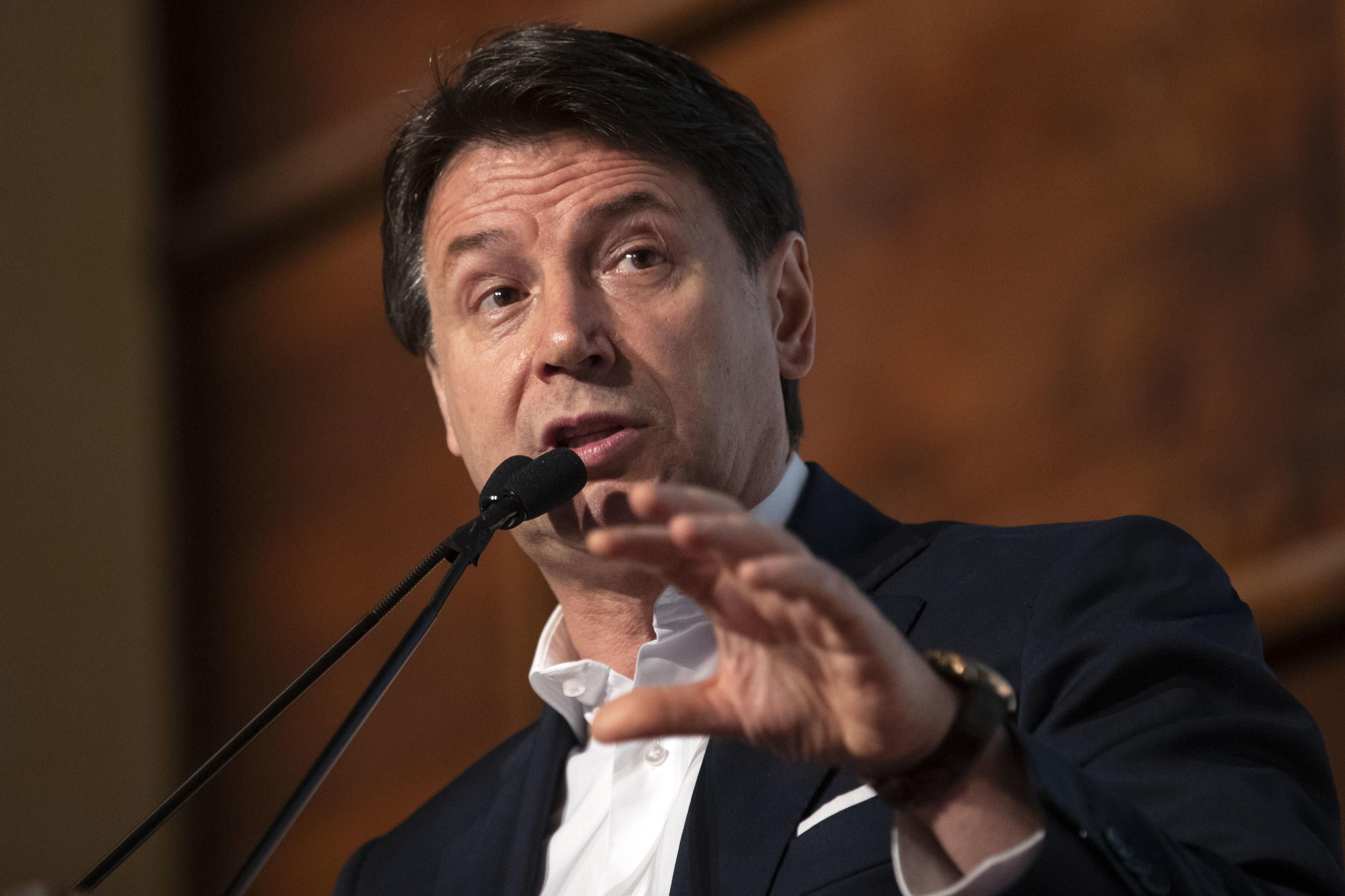 M5s, Conte: “Petrocelli fuori senza se e senza ma” 