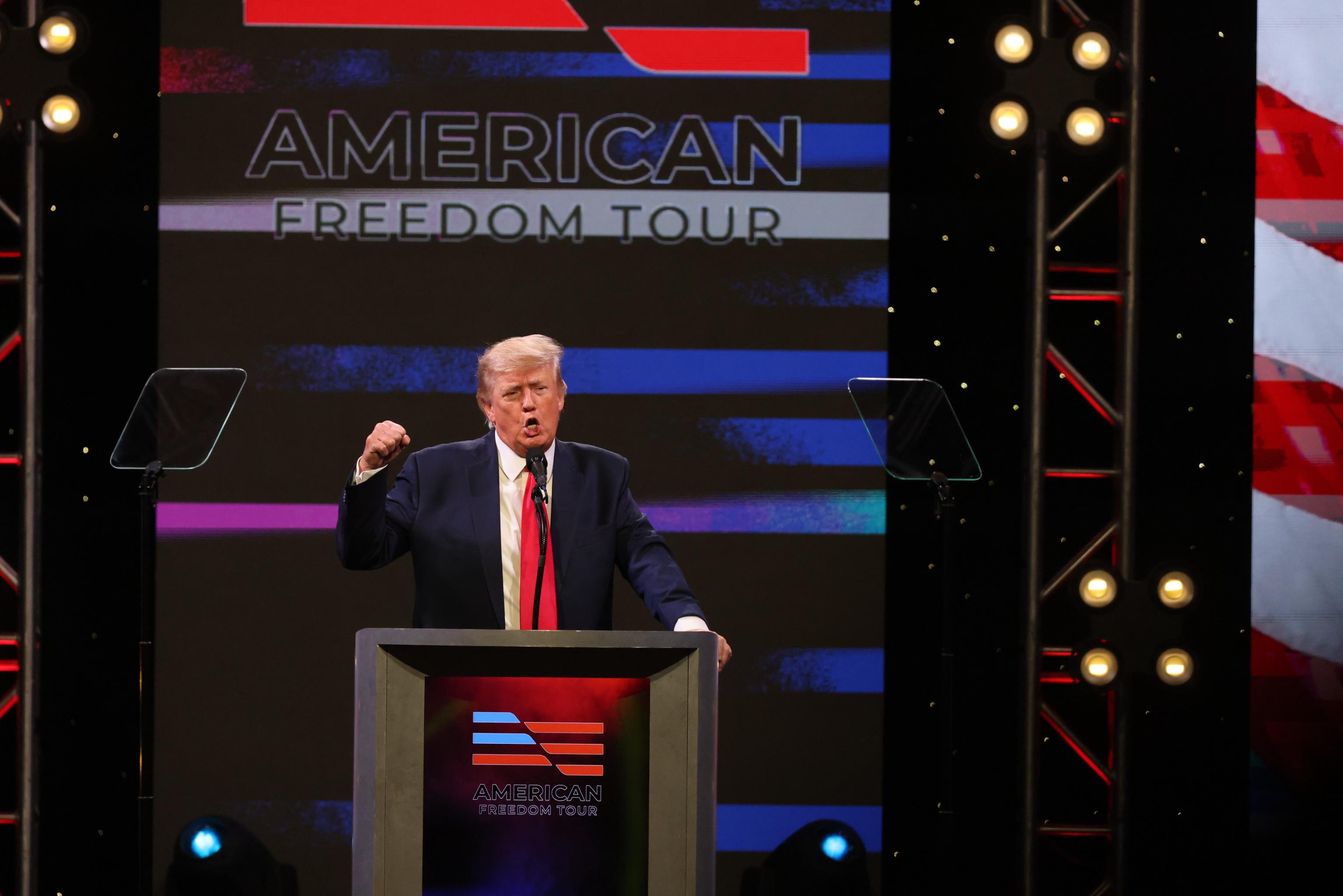 Primarie Usa: esultano i candidati di Trump  