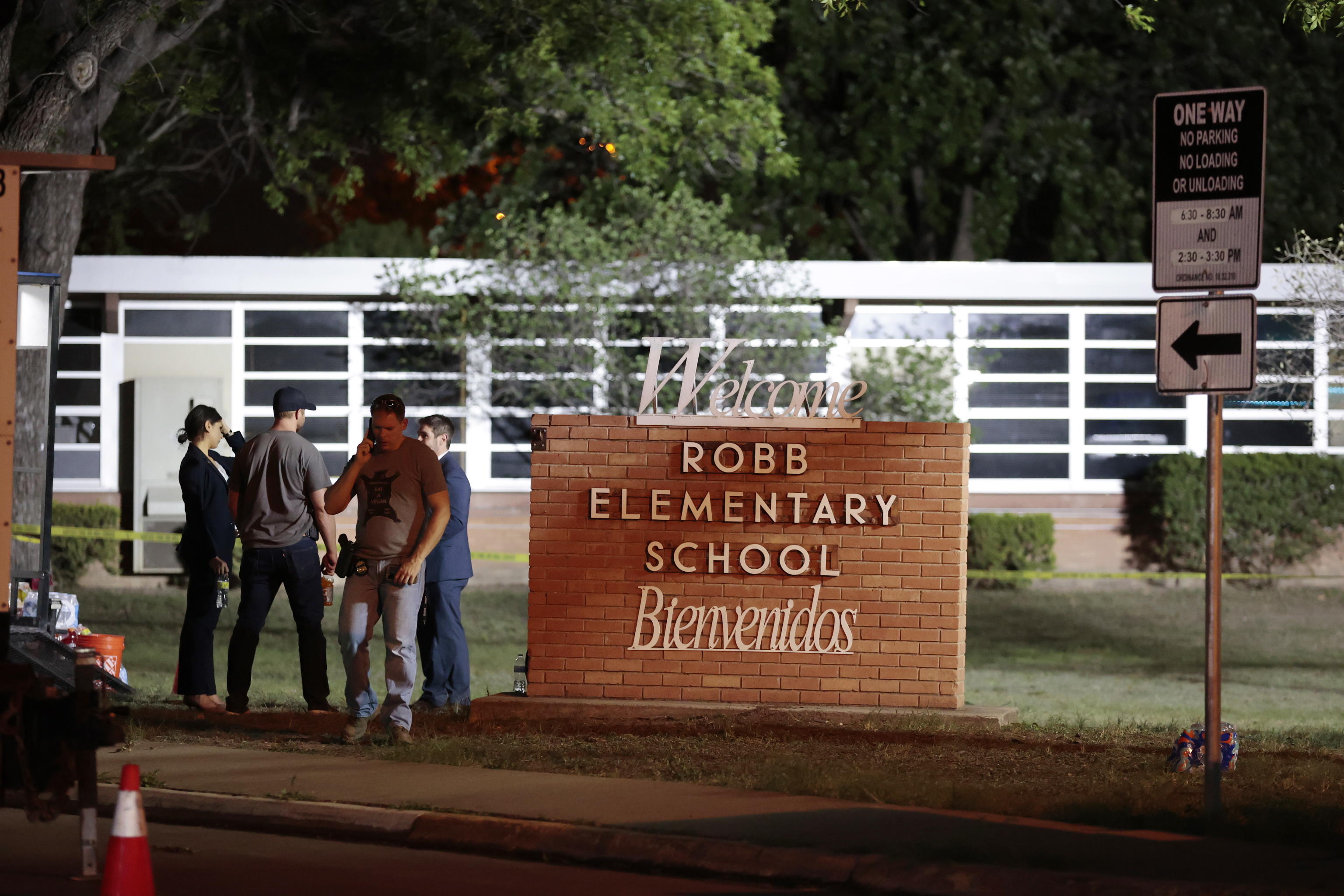 Sparatoria in Texas, strage a scuola