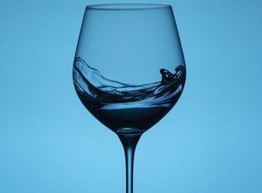 Amministrative: la banalità del bicchiere mezzo pieno