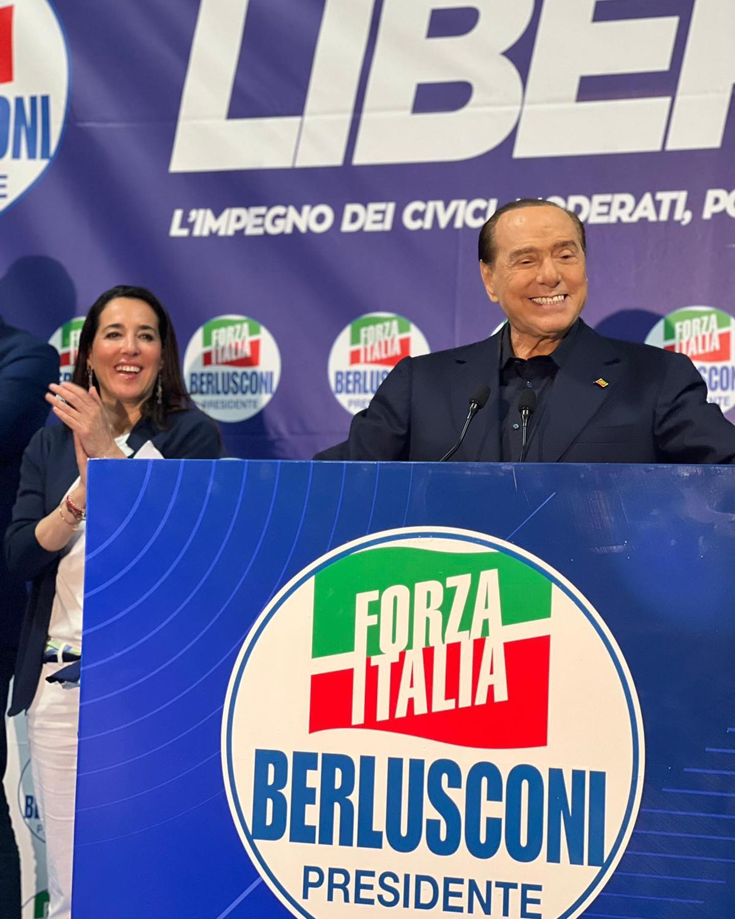 Berlusconi e Forza Italia: balzo nei sondaggi