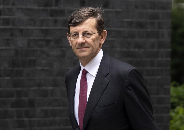 Vittorio Colao e il progetto per bloccare il lavoro