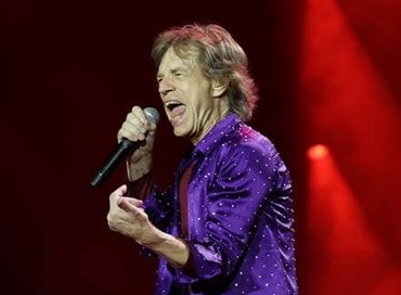 Auguri a Mick Jagger, il più grande frontman della storia