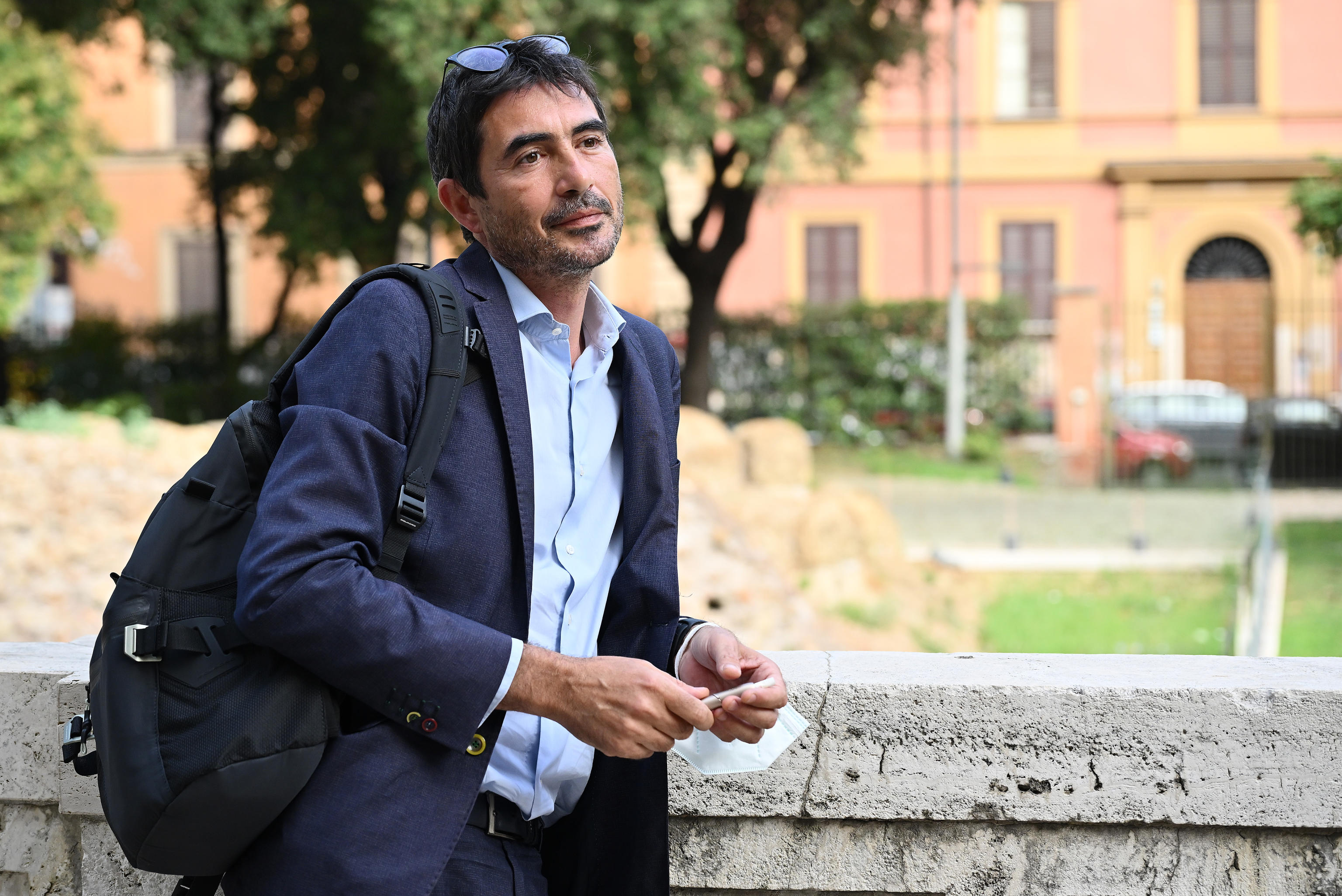 Una piccola Fratoianneide