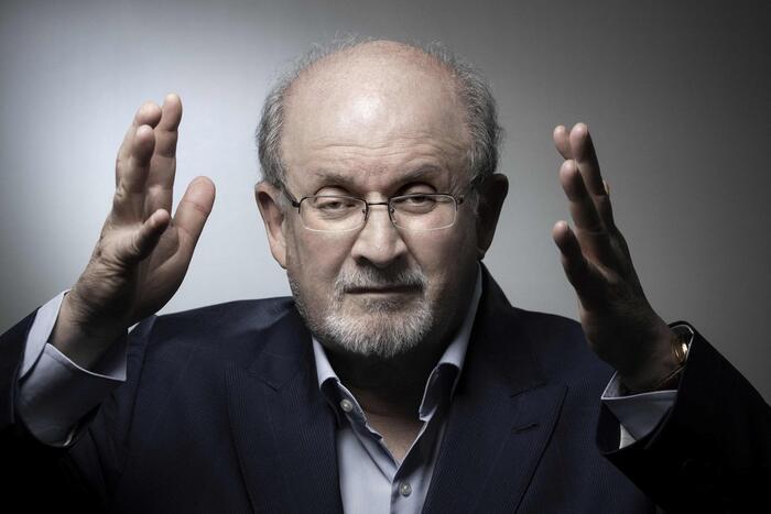 Il caso Salman Rushdie, tra laicismo e fanatismo