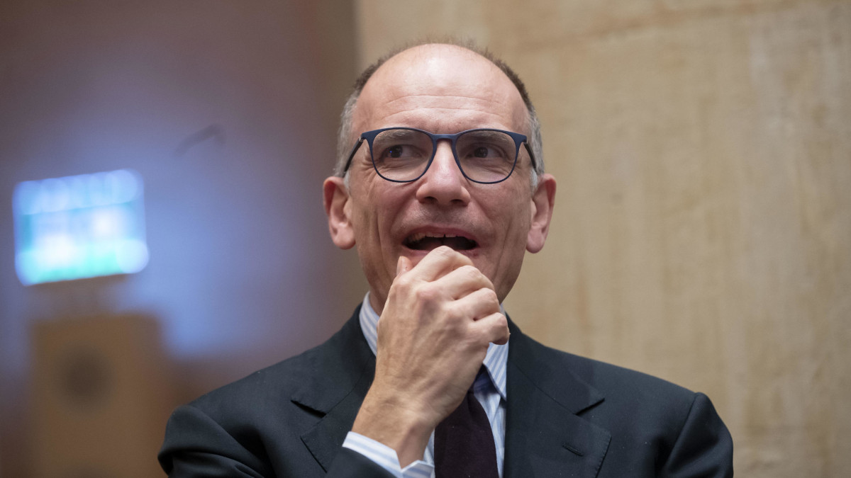 La marcia indietro di Letta: “Democrazia non a rischio”