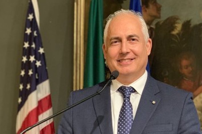 “Molti connazionali all’estero impossibilitati a votare”