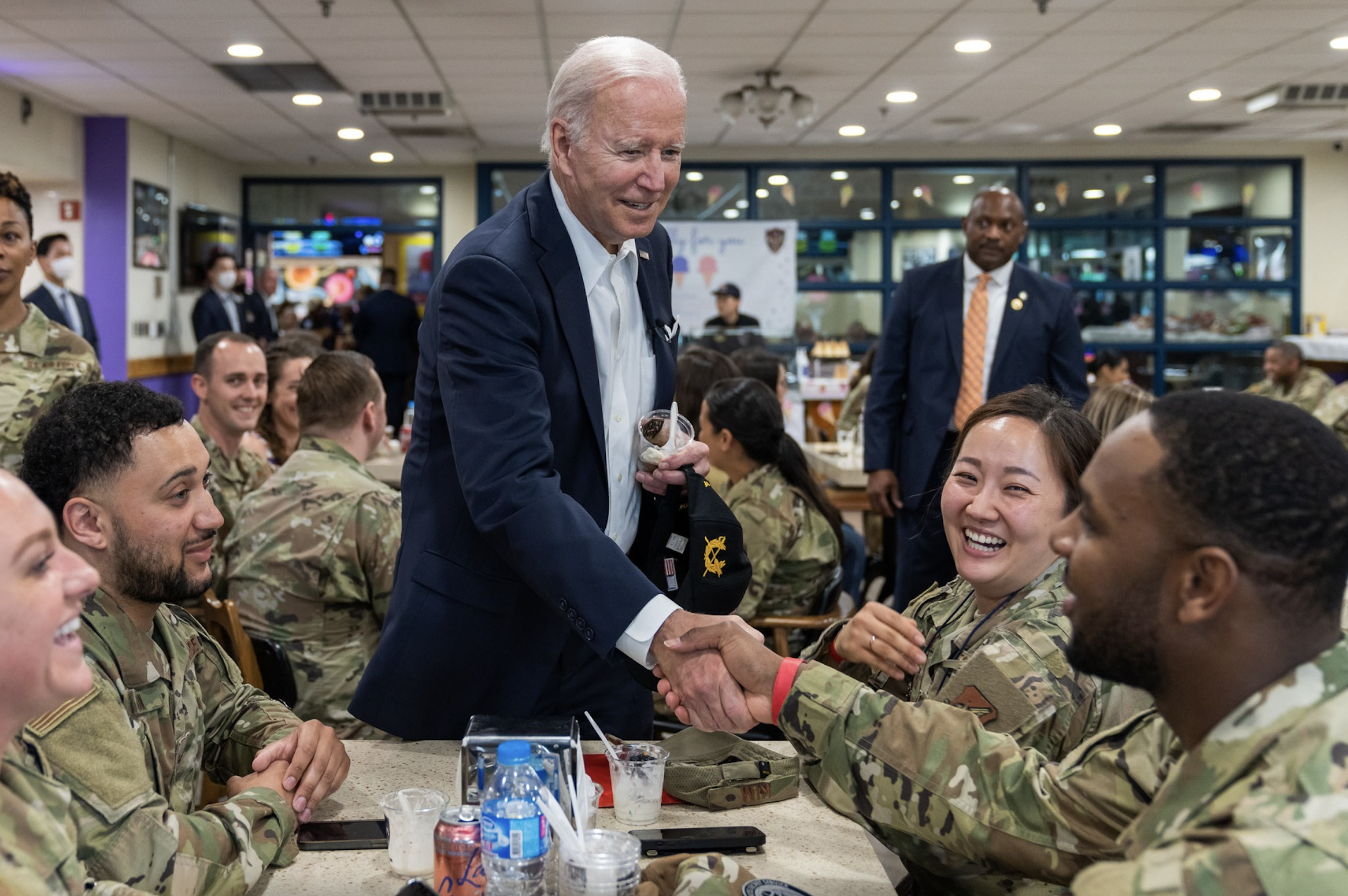 Gli Usa “proteggeranno Taiwan”, la Cina risponde