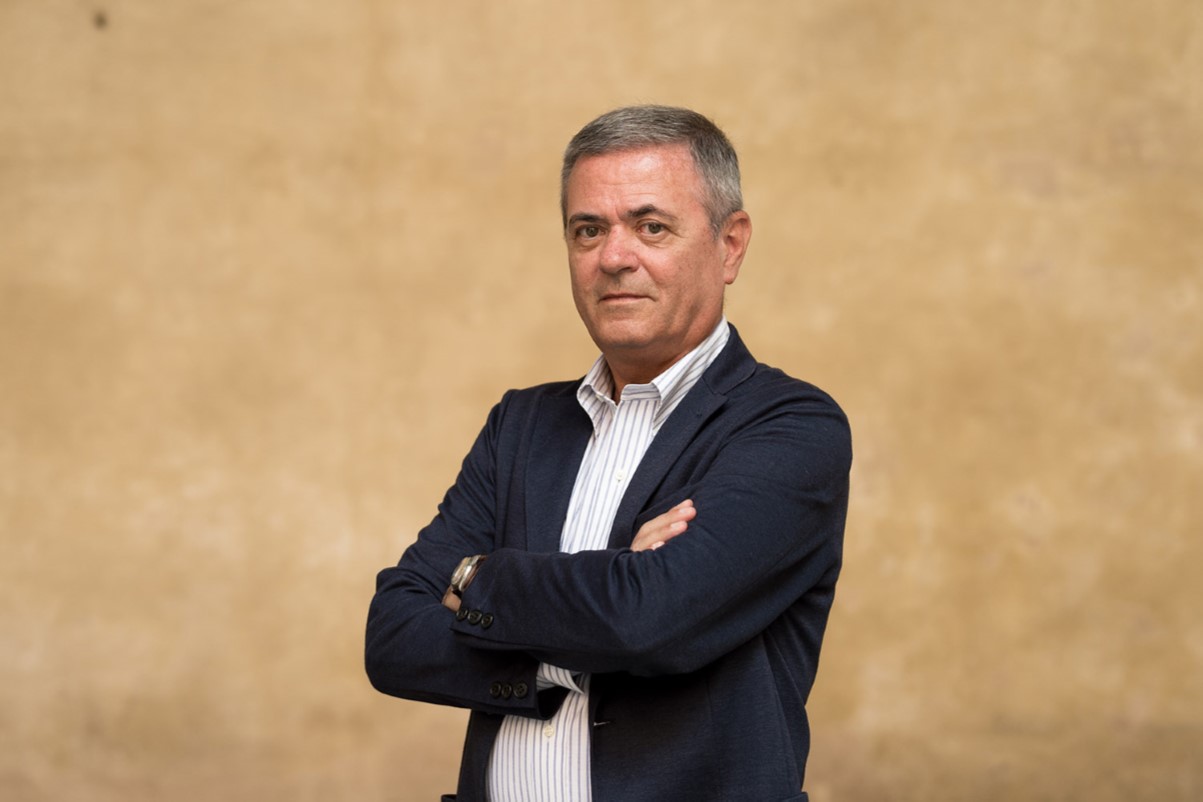 La Finis Mundi è di destra