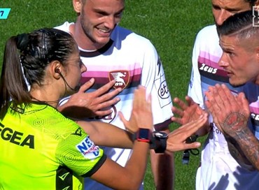 Ferrieri Caputi, primo arbitro donna in Serie A