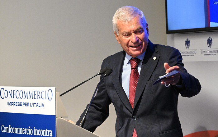 Confcommercio: 120mila pmi a rischio chiusura