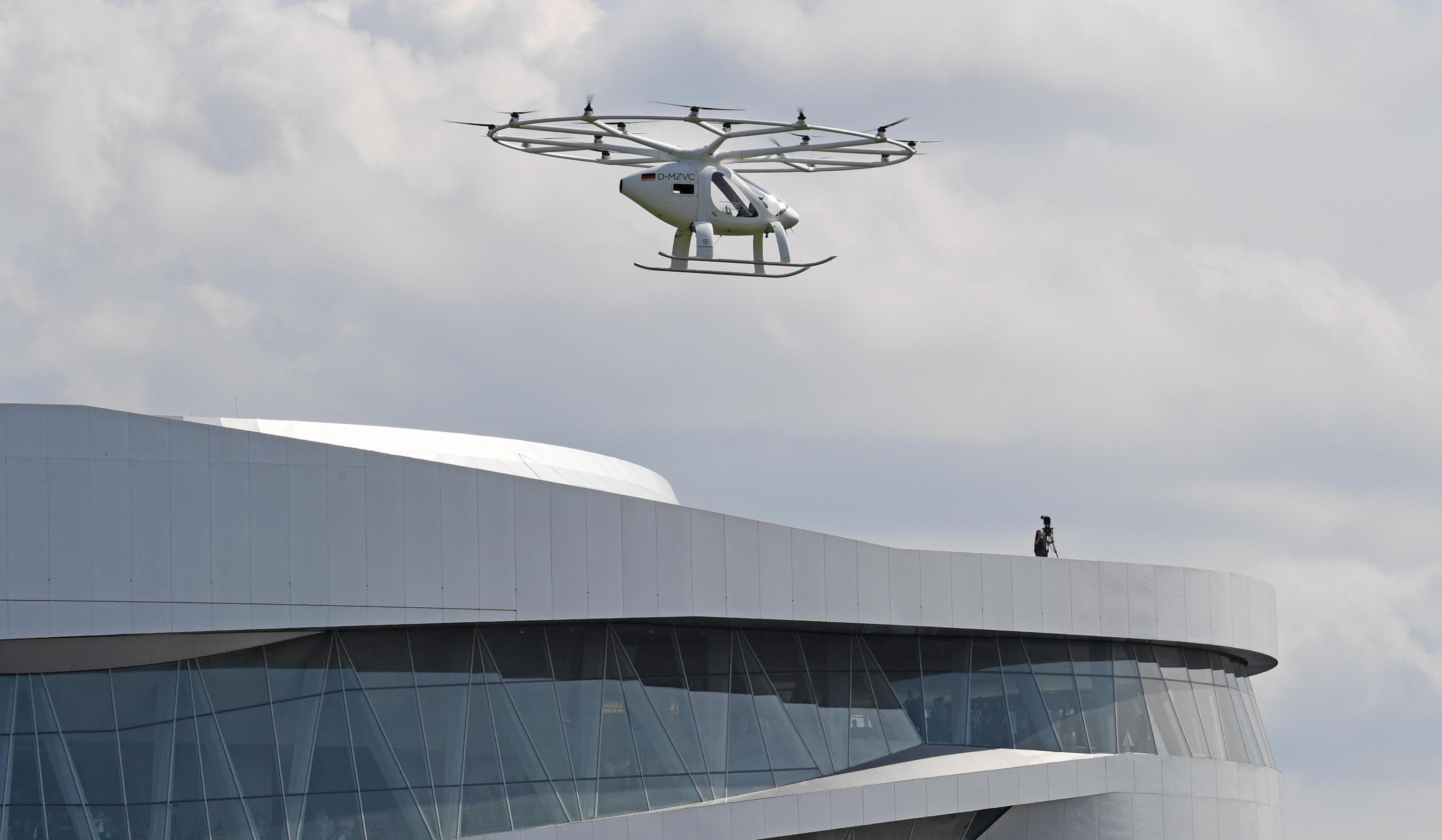 “Volocopter”, primo test a Fiumicino