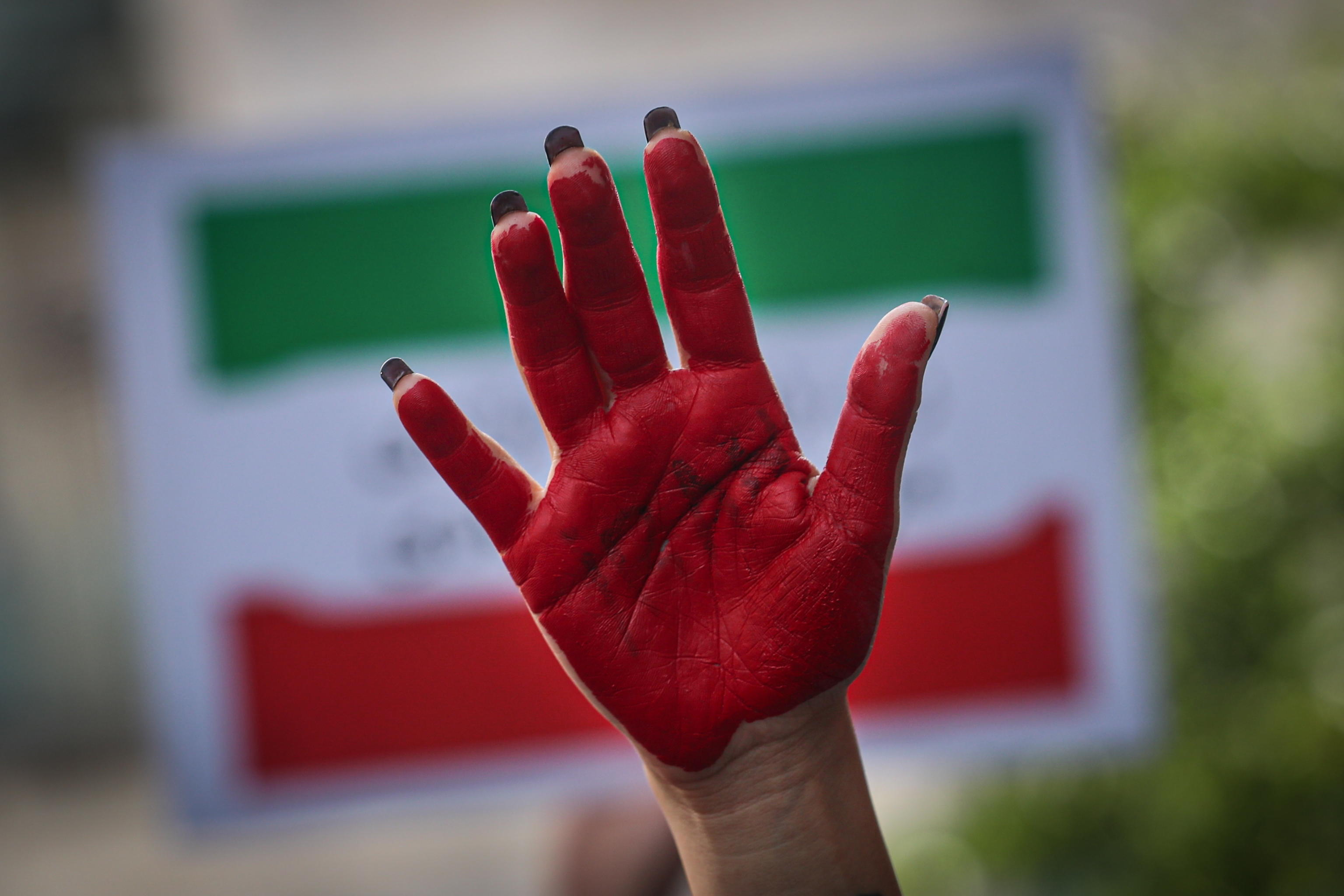 Iran, la protesta si allarga al mondo del lavoro