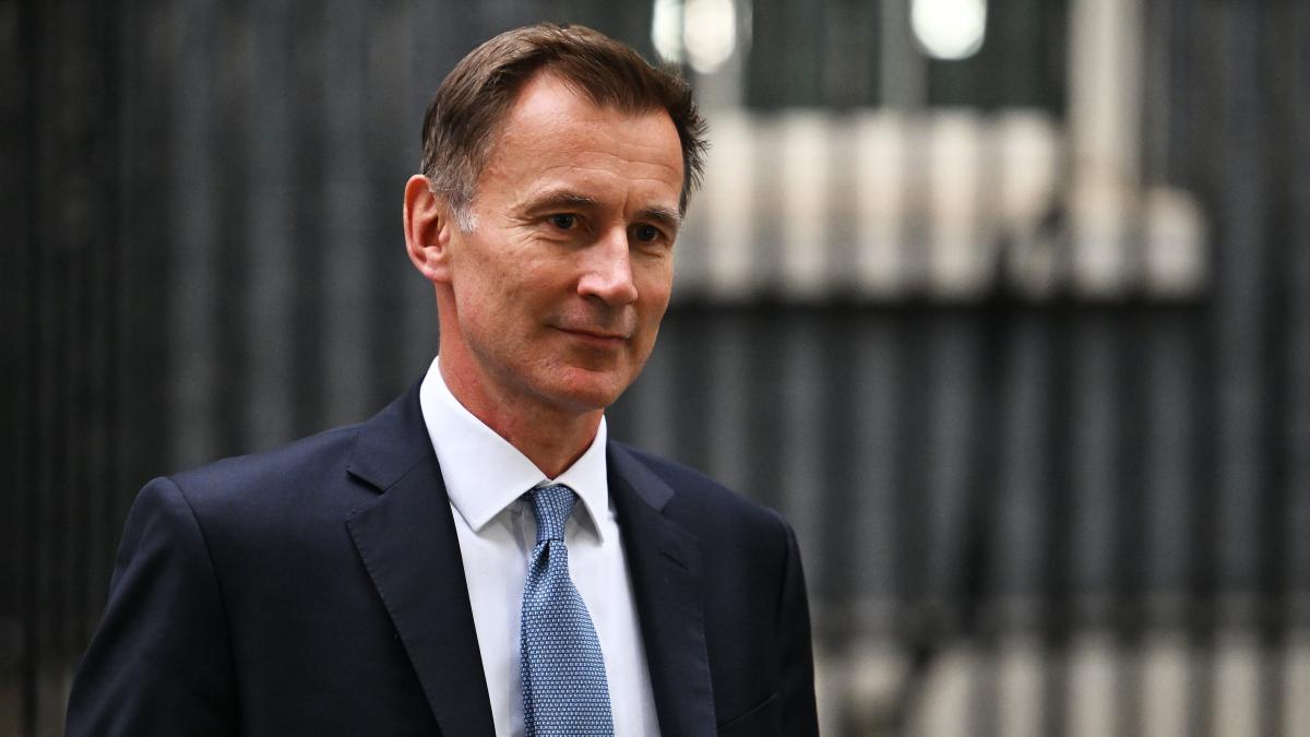 Jeremy Hunt: risparmi, non tagli