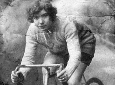Meloni ricorda Alfonsina Strada, prima donna al Giro d’Italia