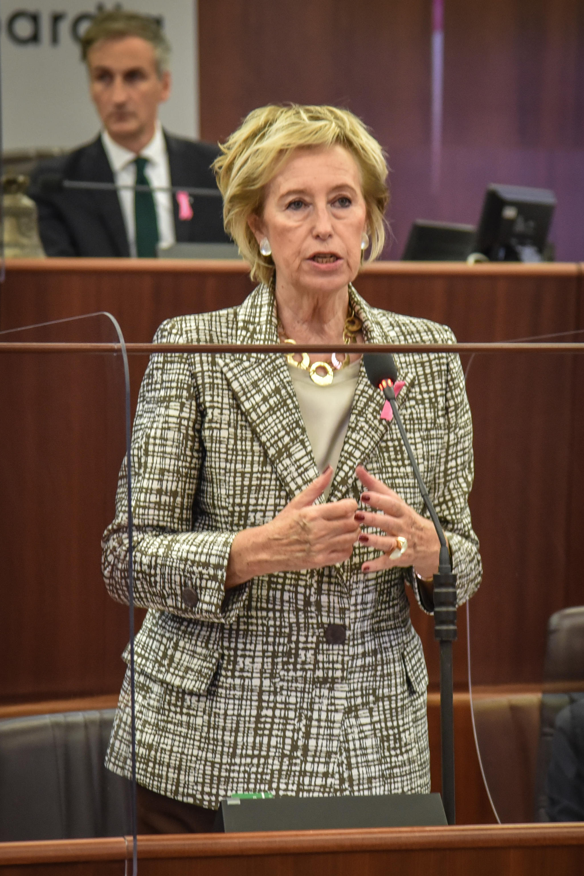 Regione Lombardia: Letizia Moratti si dimette