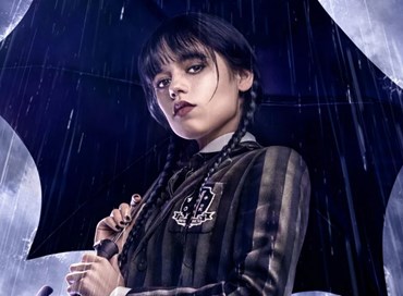 Netflix, Tim Burton gira “Mercoledì”, una serie tivù visionaria