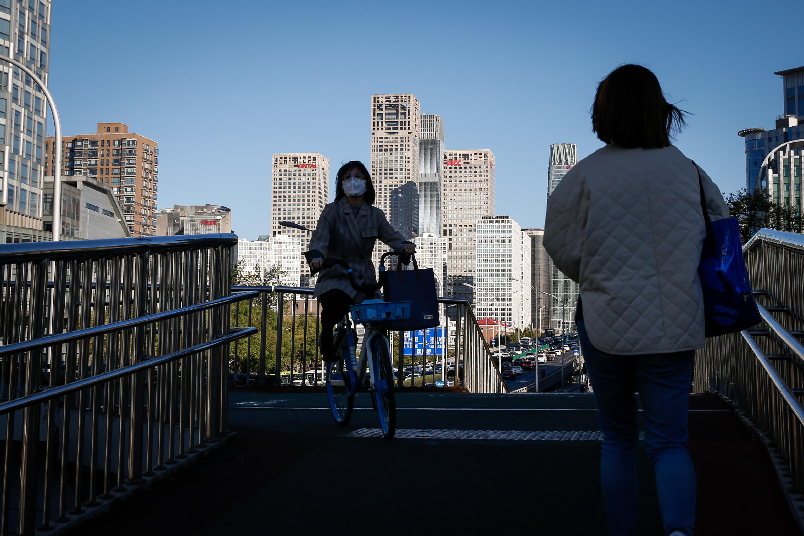 Cina: marcia indietro sulle restrizioni Covid?