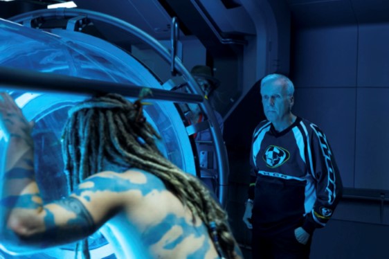 Cinema, “Avatar 2” di James Cameron sfida la crisi della sala