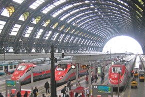 Le stazioni ferroviarie italiane e il sistematico rischio di emergenza per i passeggeri 