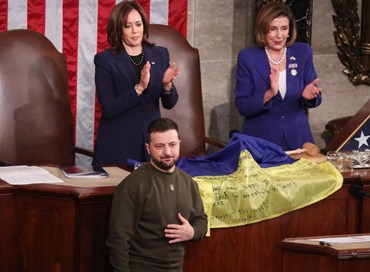 “Non ci arrenderemo mai”: le parole di Zelensky al Congresso Usa