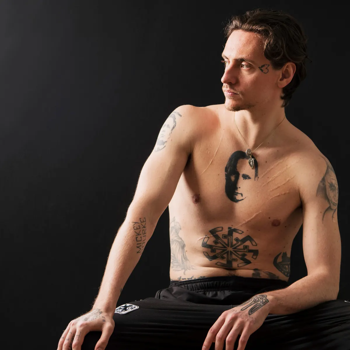 Fermate quel ballerino! Disturba il potere