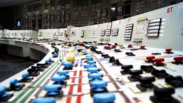 La stanza dei bottoni: l’invarianza del potere