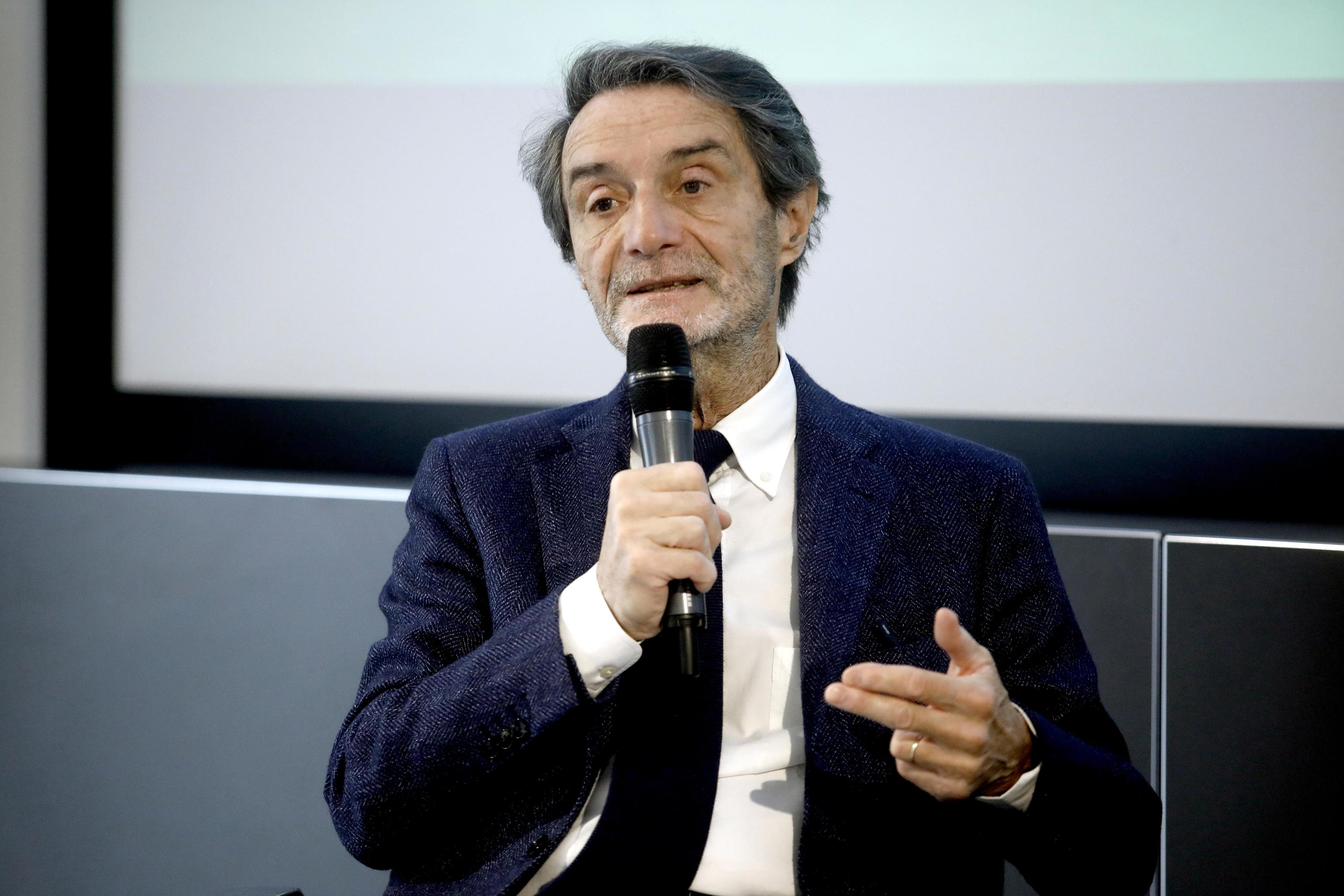 Lombardia, Fontana presenta il programma per la Regione