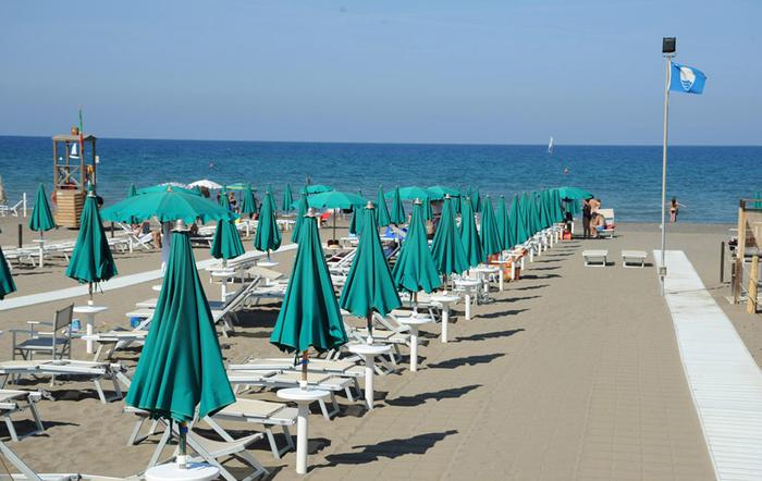 Balneari, FdI: via il termine delle concessioni