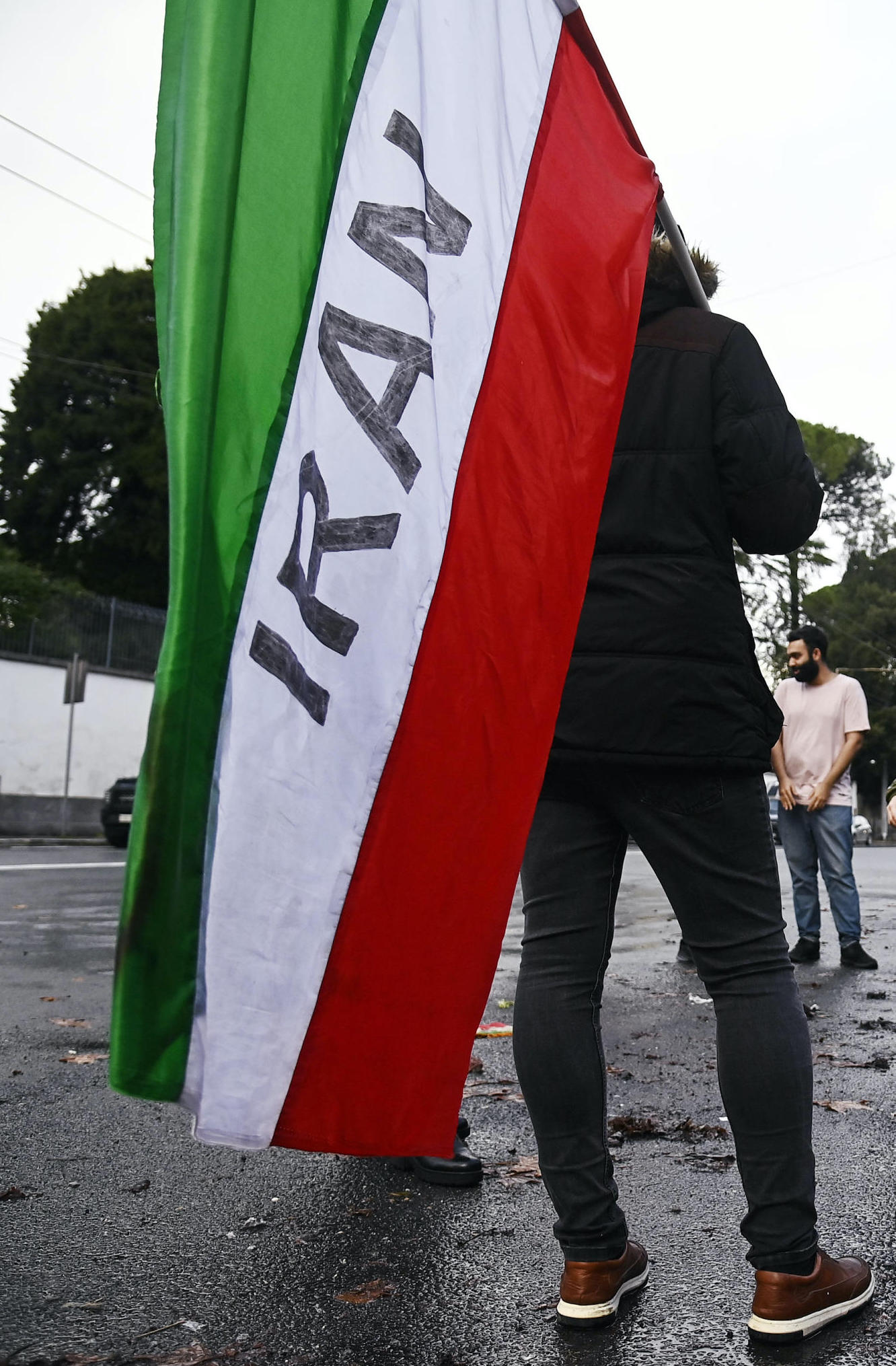 Iran, accolto ricorso di un condannato a morte