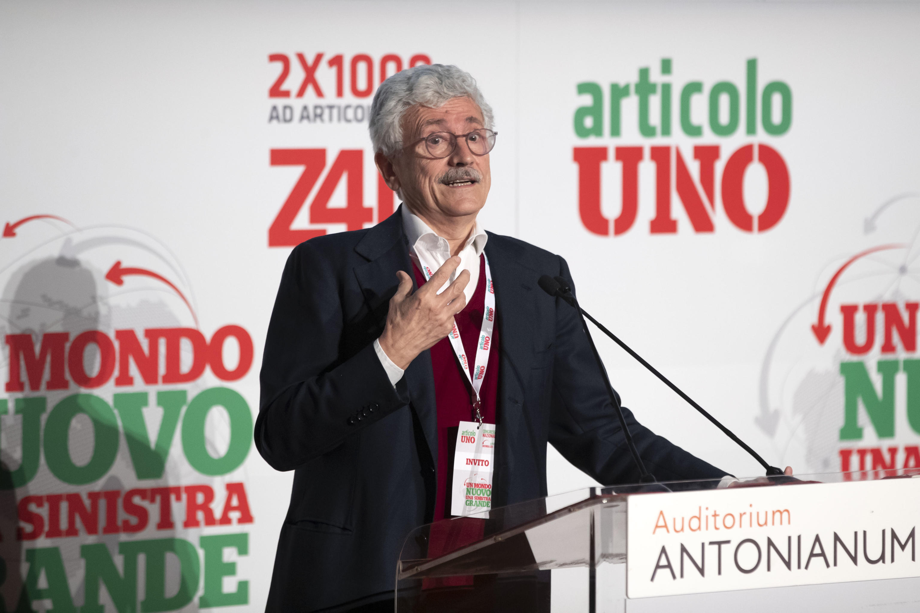 Il Pd e il nodo dei rientri, D’Alema si chiama fuori