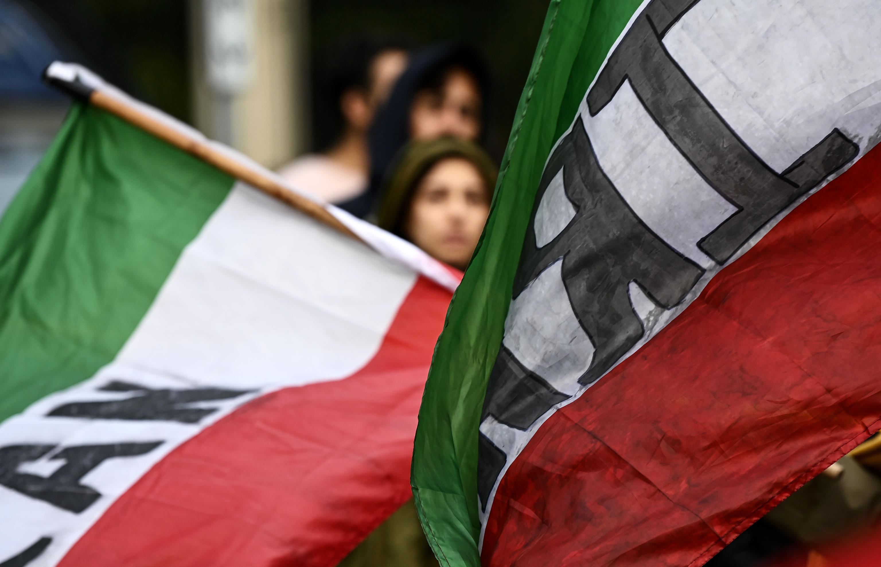 Iran: regista incarcerato in sciopero della fame