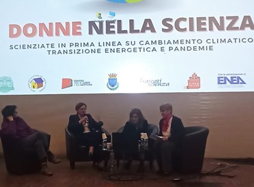 “Al mondo serve intelligenza”: appello di tre scienziate italiane