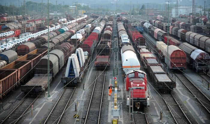 La cura del ferro e i ritardi sulla digitalizzazione