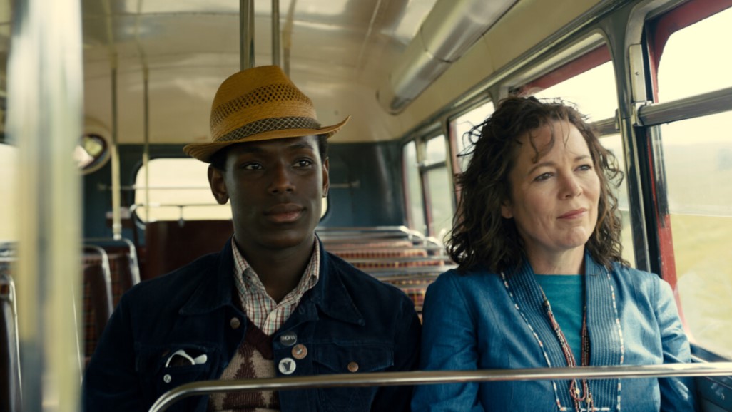 “Empire of Light”: l’amore anziano