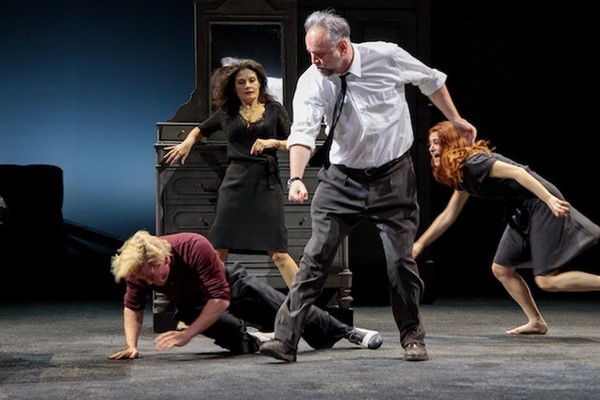 “Uno sguardo dal ponte”, il caos calmo