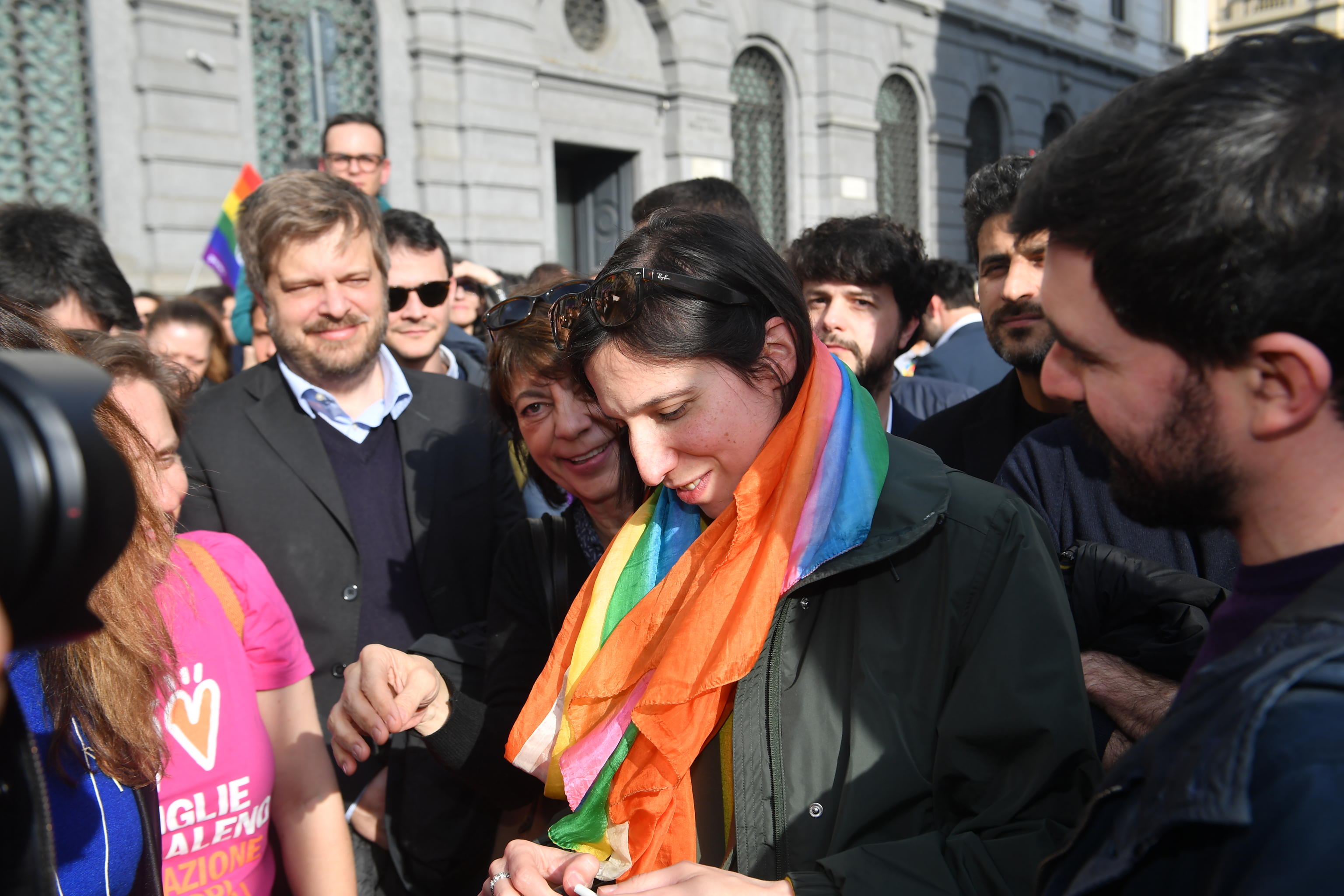 Utero in affitto: chi usa i diritti dei bambini per ottenere una sanatoria