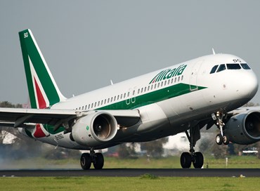 Ue all’Italia, recuperi 400 milioni di aiuti da Alitalia