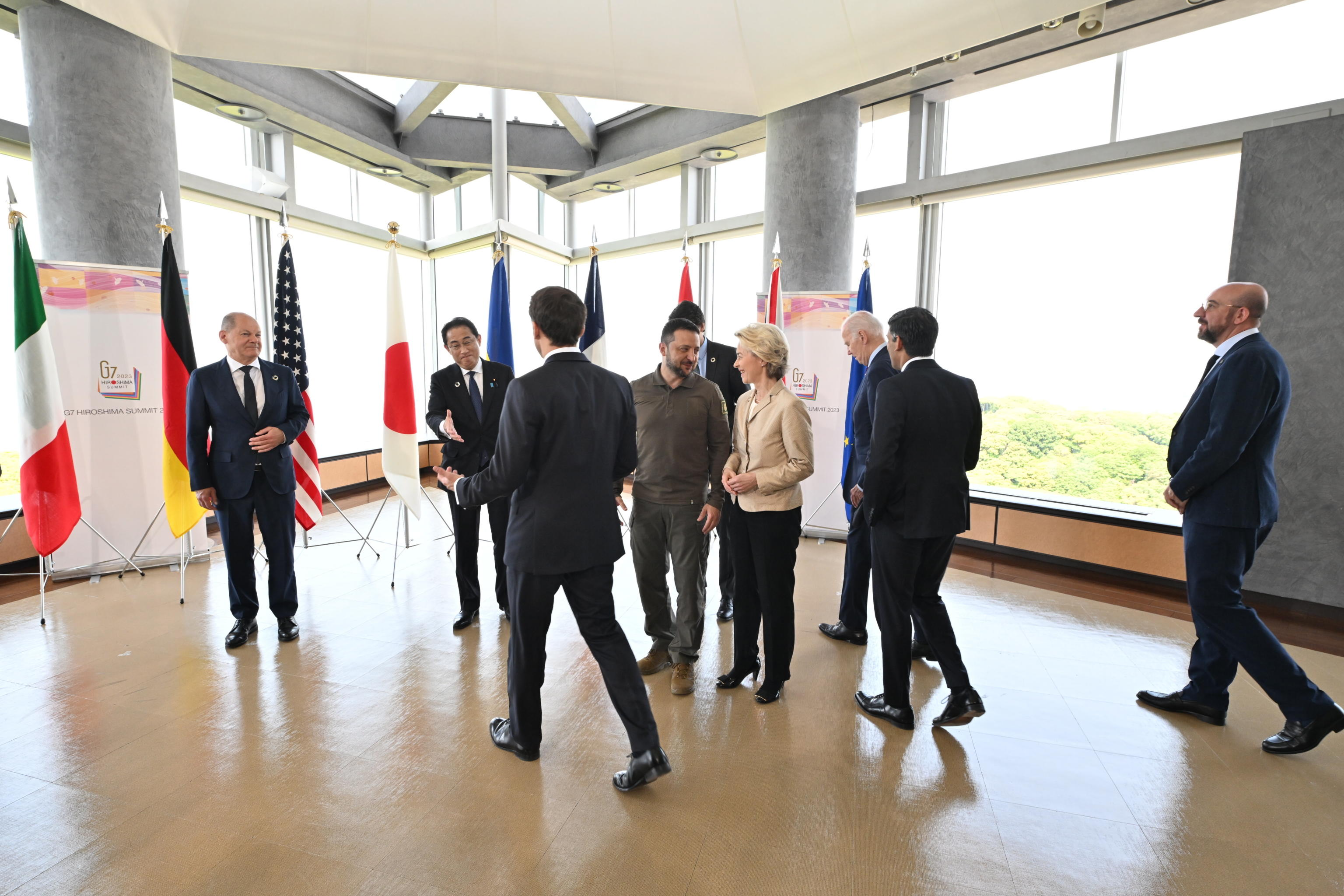 G7 di Hiroshima: sicurezza economica, guerra e siparietti