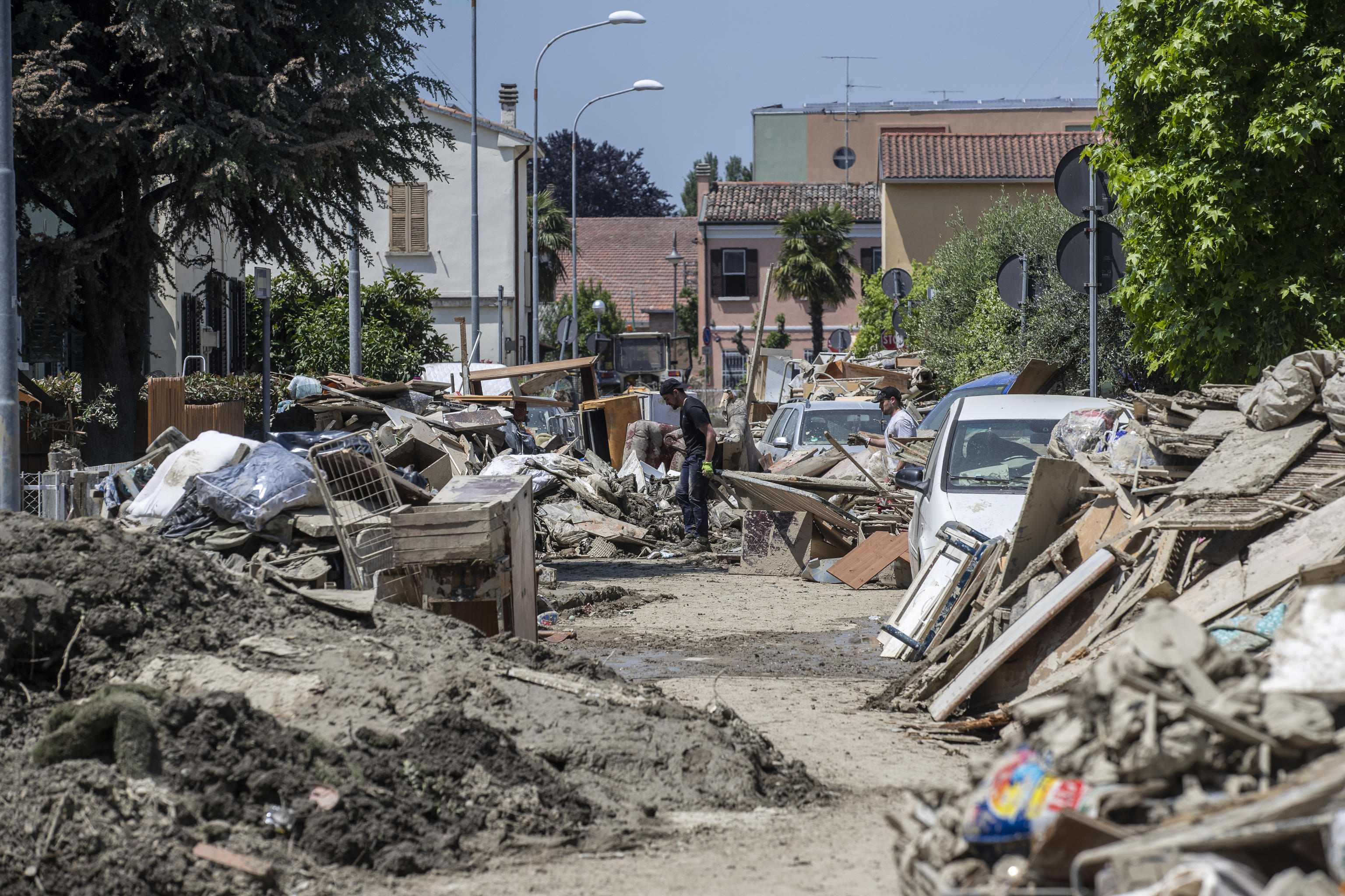 Alluvione Emilia-Romagna: tra aiuti e sciacalli