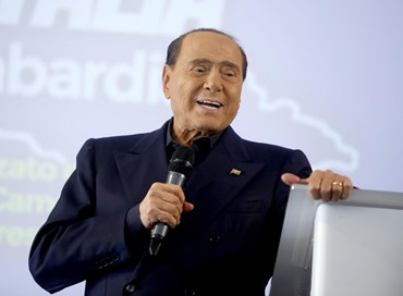 Berlusconi: “Sto recuperando le forze e rinnoverò il partito”