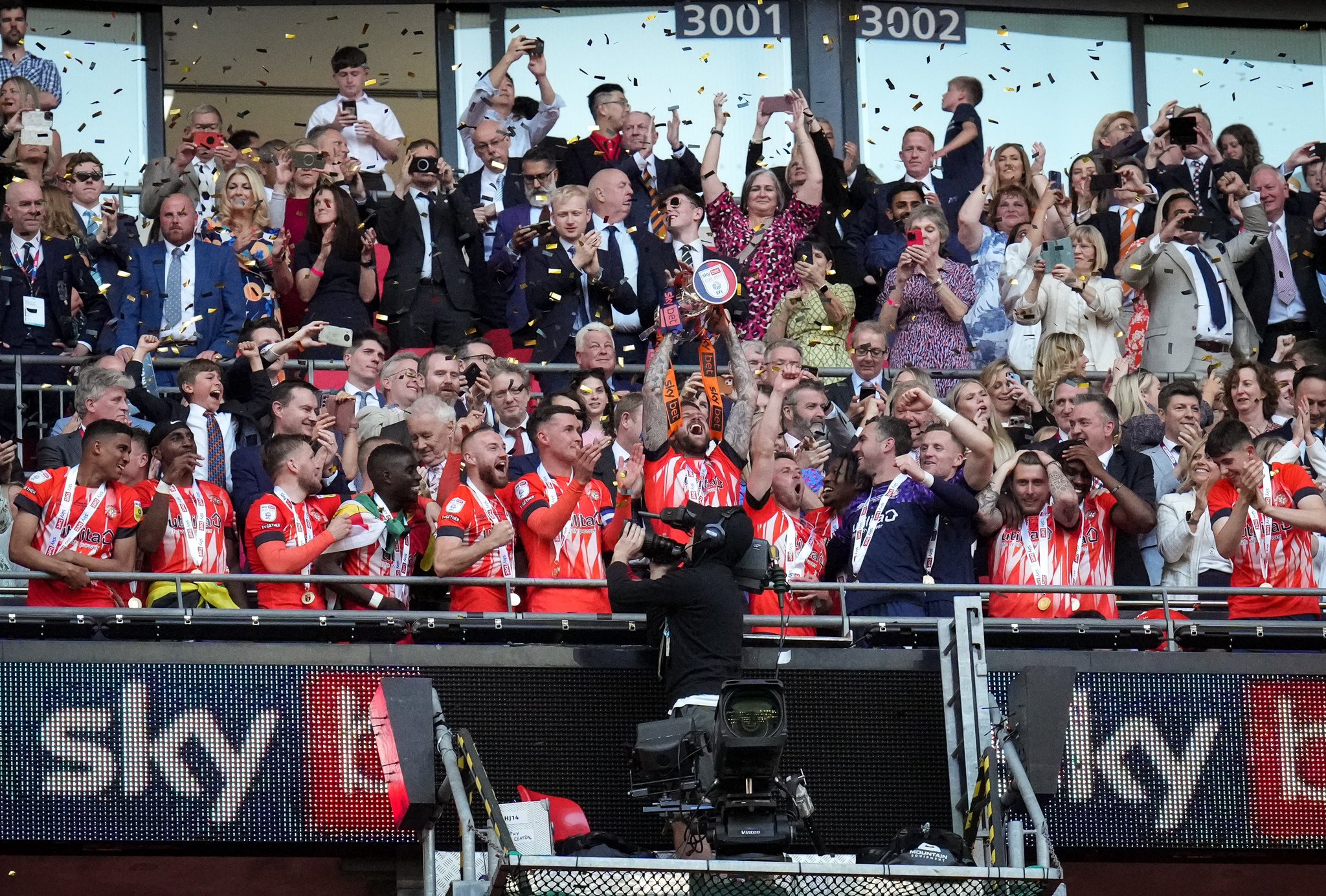 Luton Town: il volo della fenice