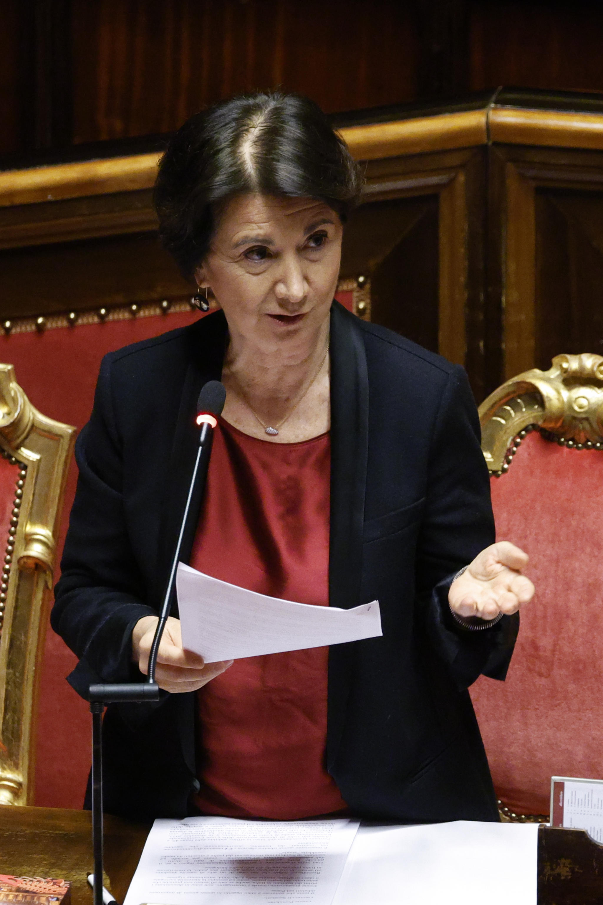 Femminicidi, Roccella: “Ragioniamo a tutto campo”