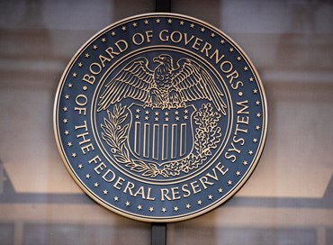 La Fed interrompe il rialzo dei tassi dopo 10 mesi di incrementi