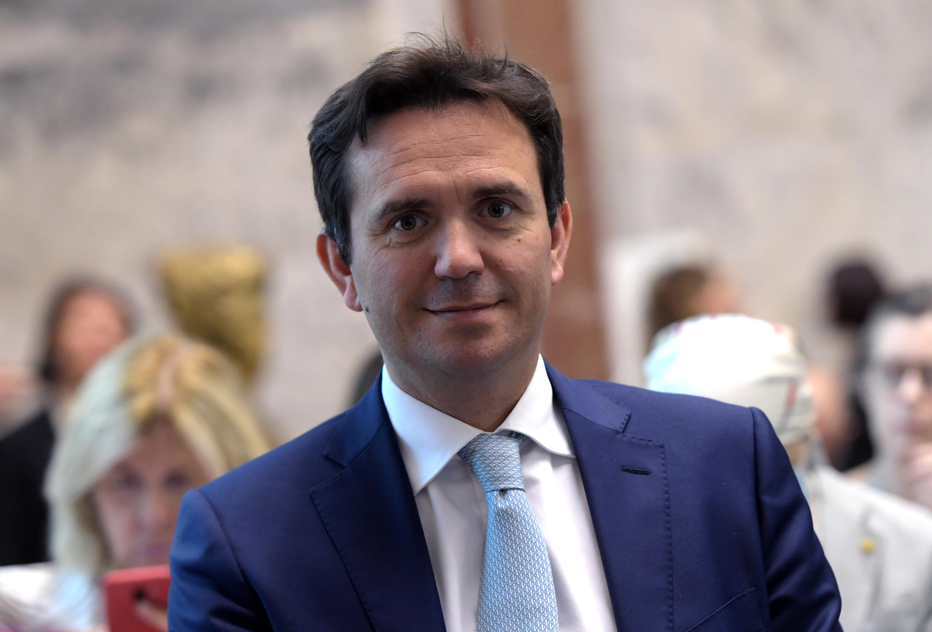 Forza Italia, Cattaneo: “La tregua regge con una gestione unitaria”